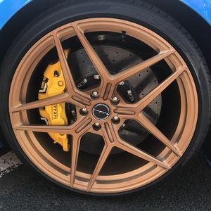 Meet your Posher, Art